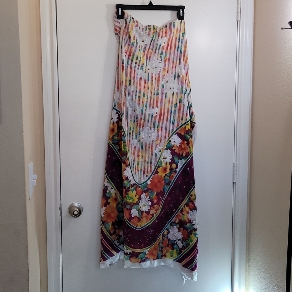 Naveed Nawaz Textiles Star Collection Huge Floral Scarf